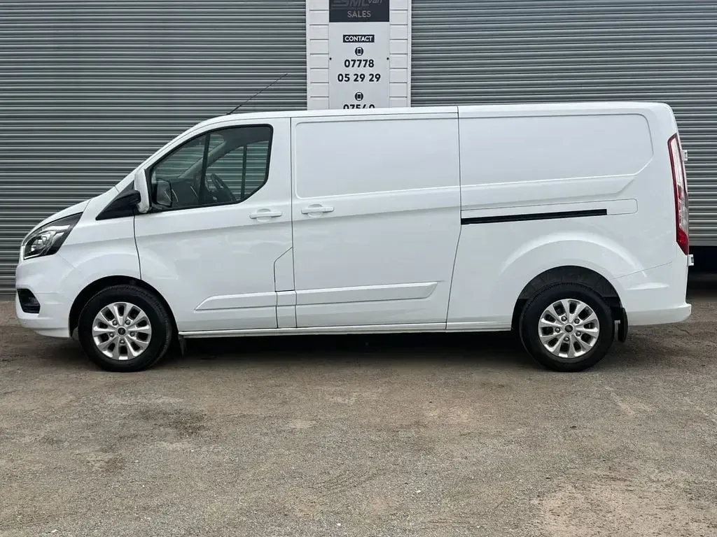 Used Ford Transit Custom Limited 2022 White Van