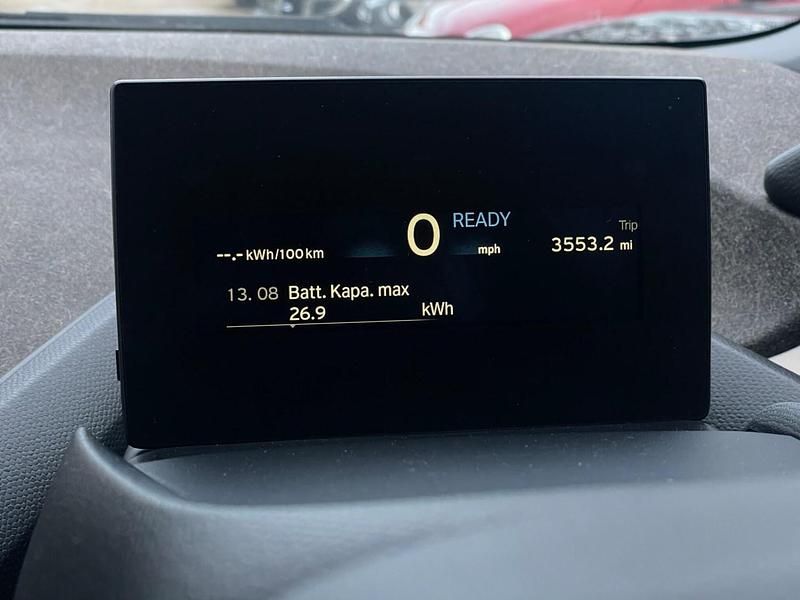 Used BMW i3 Basis 125 kW (170 HP) 2018 White Hatchback