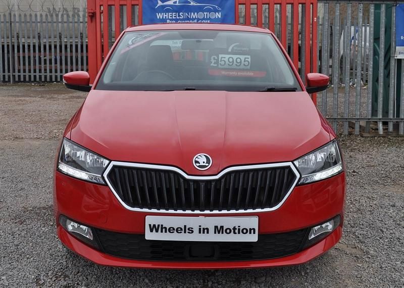 Used Skoda Fabia SE 75 HP (55 kW) 2018 Red Hatchback