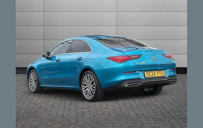 Used Mercedes CLA180 Executive 134 HP (98 kW) 2024 Blue Sedan