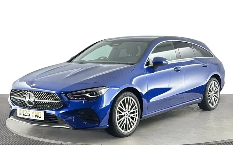 Used Mercedes CLA180 Shooting Brake Executive 136 HP (100 kW) 2025 Estate