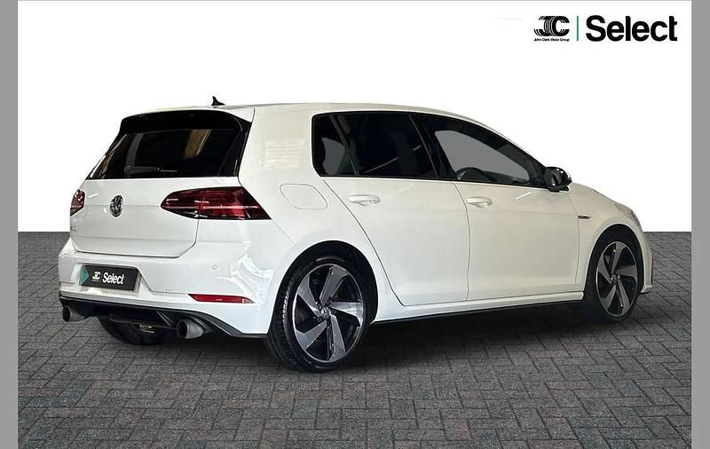 Used VW Golf VII GTI 226 HP (166 kW) 2017 White Hatchback