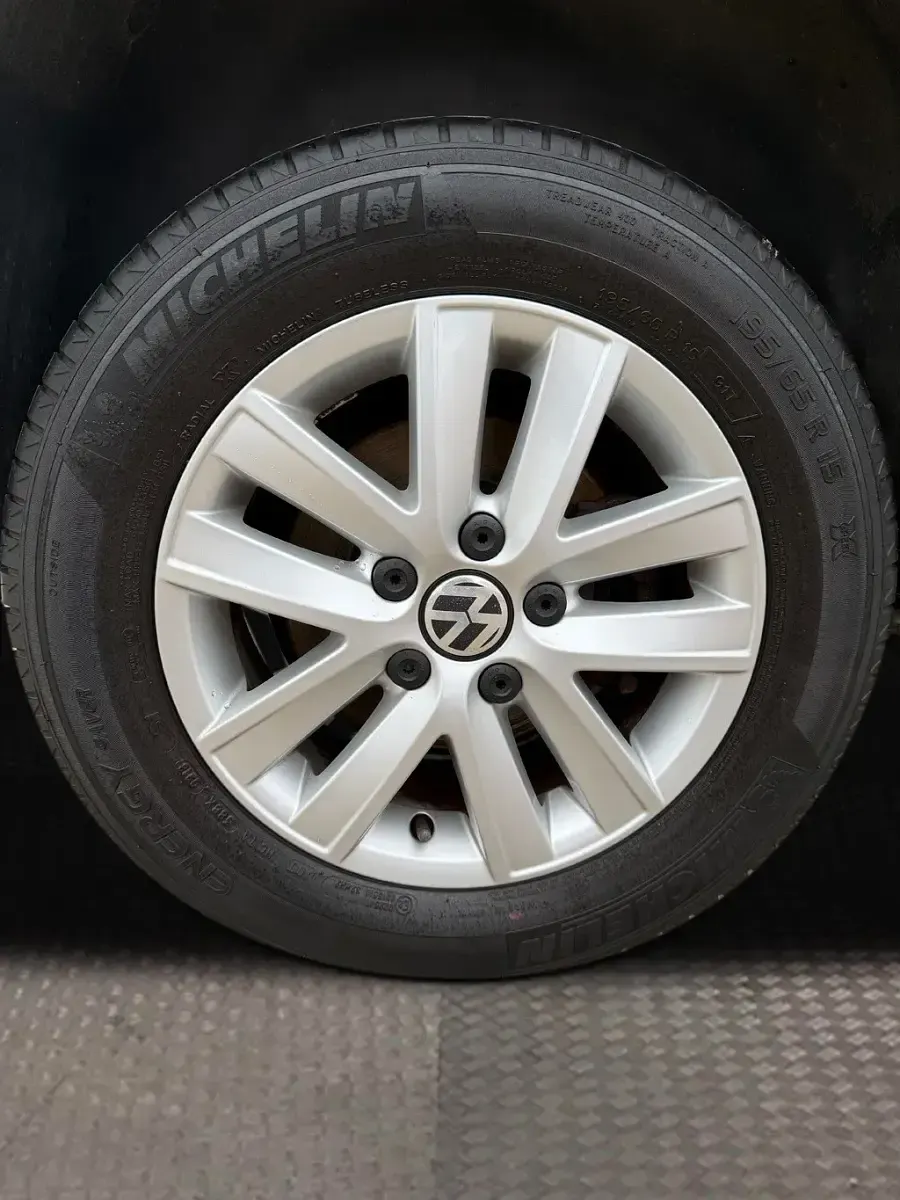 Usado VW Caddy Life 2013 Preto Monovolume