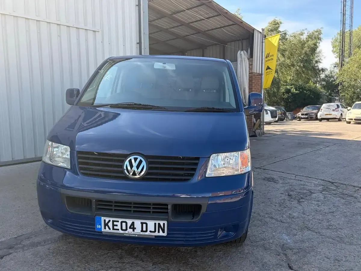 Used VW T5 85 HP (62 kW) 2004 Blue Van