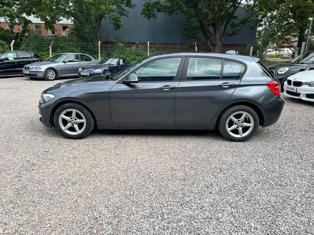 Used BMW 116 Comfort Edition 116 HP (85 kW) 2015 Grey Hatchback