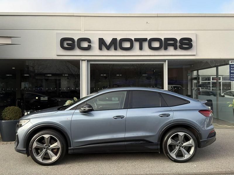 Used Audi Q4 e-tron Advanced Plus 250 kW (340 HP) 2024 Blue SUV