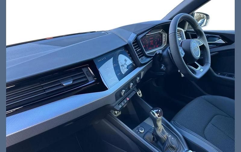 Used Audi A1 Black Edition 113 HP (83 kW) 2025 Blue SUV