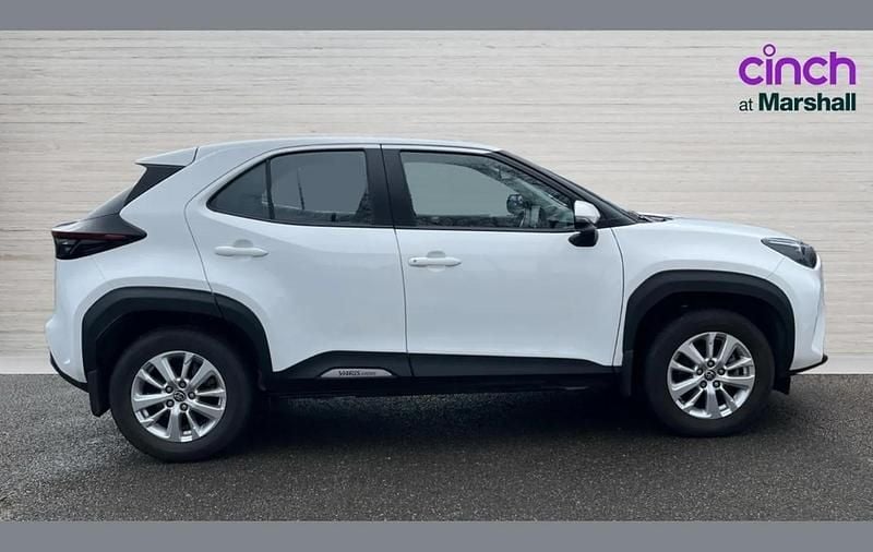 Used Toyota Yaris Cross 113 HP (83 kW) 2023 White SUV