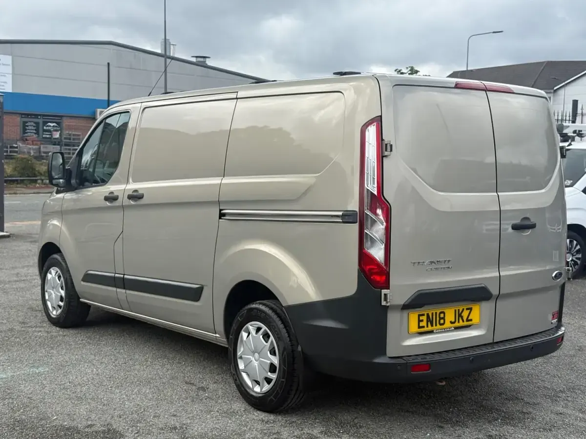 Used Ford Transit Custom Trend 130 HP (95 kW) 2018 Silver Van