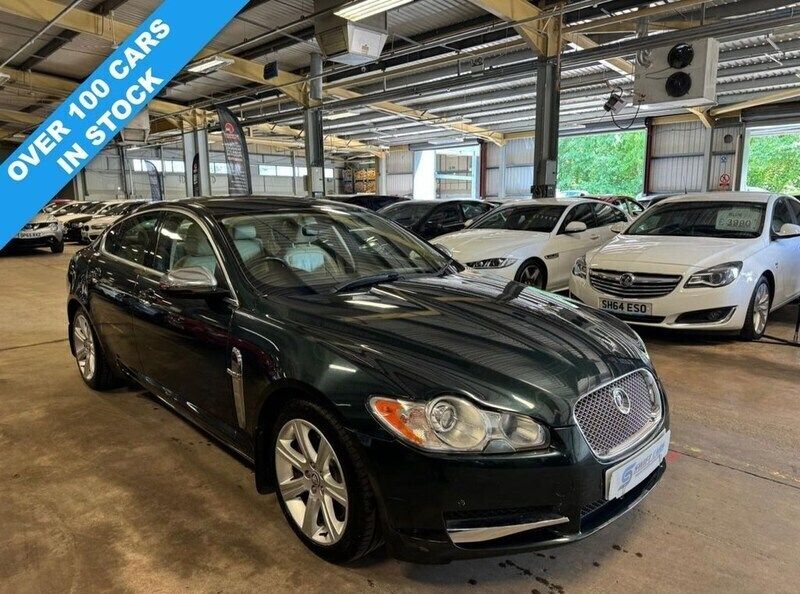 Green Used 2010 Jaguar XF Luxury Sedan | £4,290 (Fair price) - Image 1/3