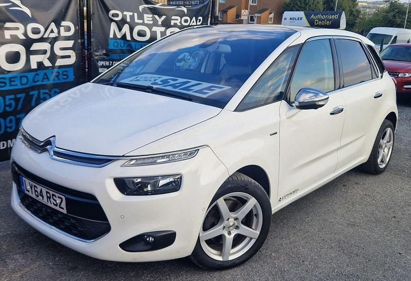 White Used 2014 Citroën C4 Picasso Exclusive MPV | £4,795 (Expensive) - Image 1/4
