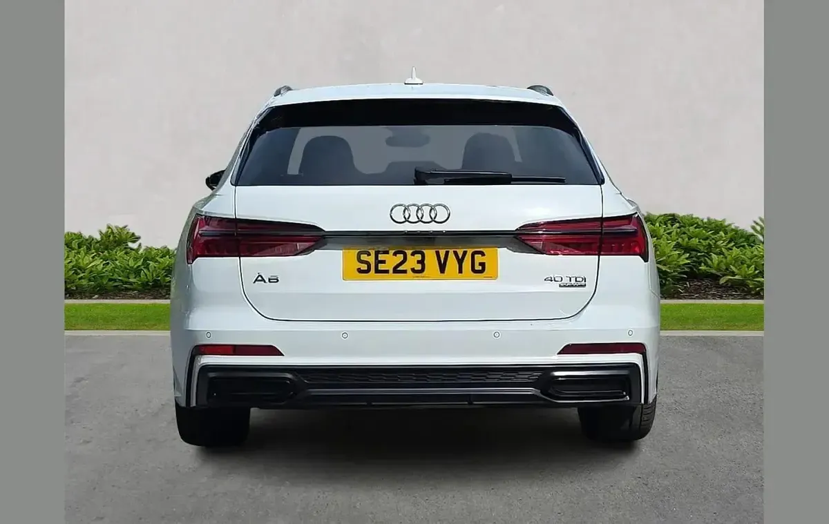Used Audi A6 Black Edition 204 HP (150 kW) 2023 White Estate