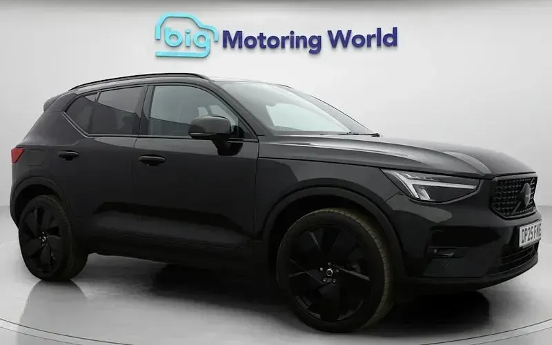 Used Volvo XC40 Plus 197 HP (144 kW) 2025 SUV