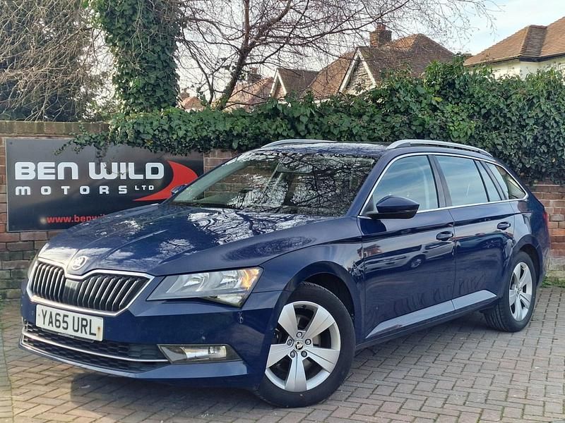 Used Skoda Superb SE 150 HP (110 kW) 2016 Blue Estate
