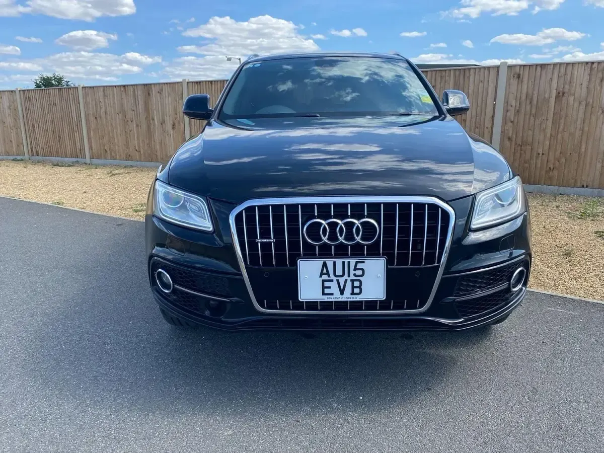 Used Audi Q5 S-line plus 2015 Black SUV