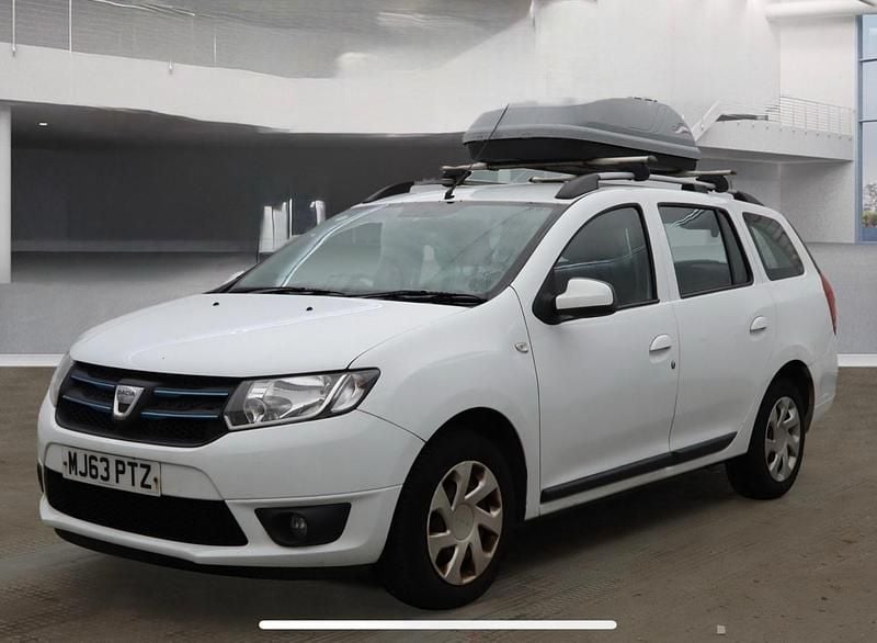 White Used 2013 Dacia Logan MCV Lauréate Estate | £1,795 - Image 1/4