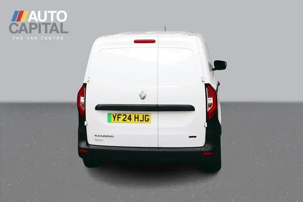 Used Renault Kangoo 89 kW (122 HP) 2024 White MPV