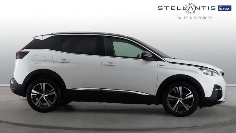 Used Peugeot 3008 GT-line 129 HP (94 kW) 2020 White SUV