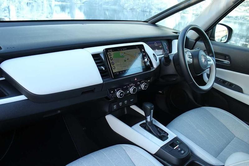 Used Honda Jazz Hybrid 109 HP (80 kW) 2023 Crystal black Hatchback