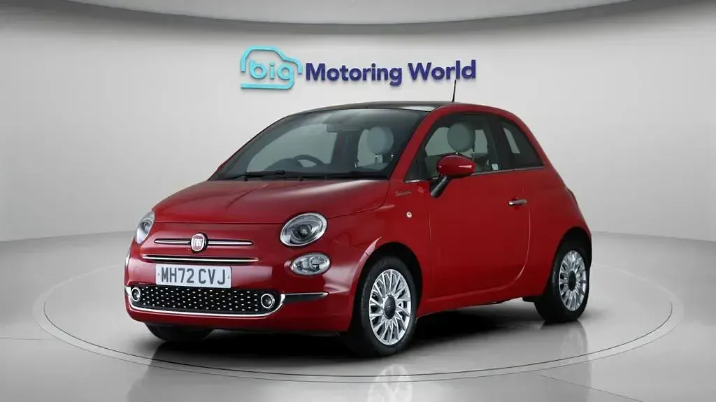 Used Fiat 500 Dolcevita 70 HP (51 kW) 2023 Red Hatchback