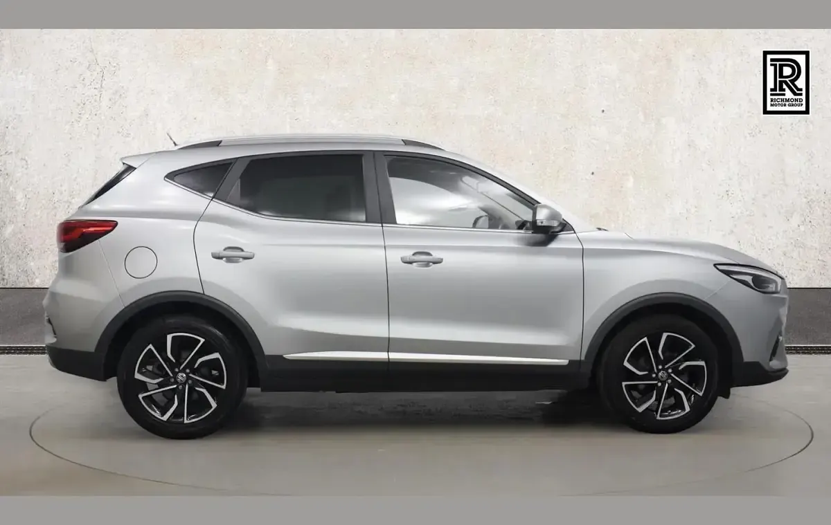 Used MG ZS Exclusive 109 HP (80 kW) 2023 Silver SUV