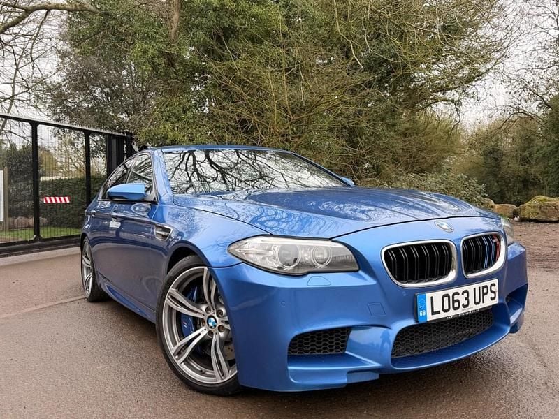 Used BMW M5 Comfort Edition 2014 Blue Sedan
