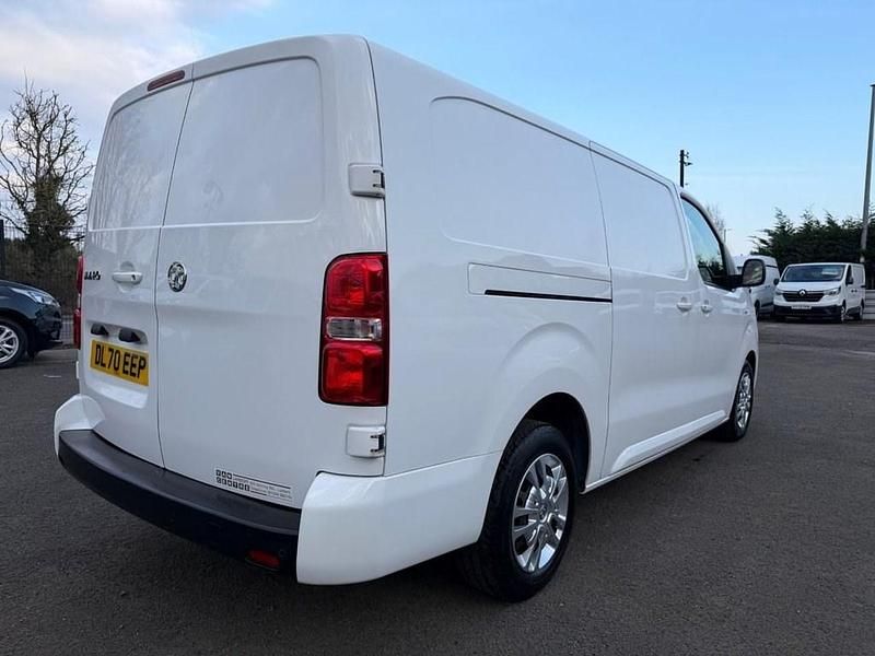 Used Vauxhall Vivaro Sportive 100 HP (73 kW) 2020 White MPV