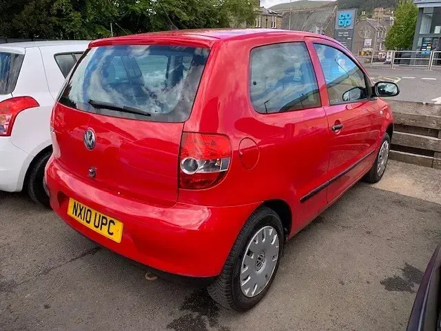 Used VW Fox 55 HP (40 kW) 2010 Red Hatchback