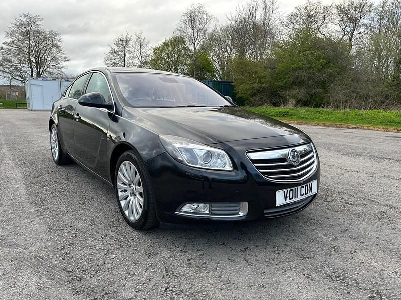 Used Vauxhall Insignia Elite 160 HP (117 kW) 2011 Black Hatchback