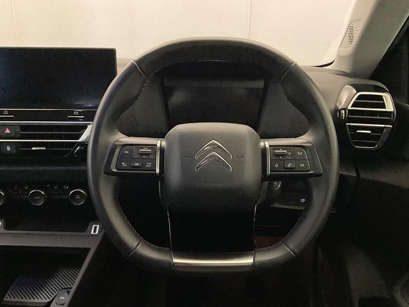 Used Citroën C4 PureTech 2022 Black Hatchback