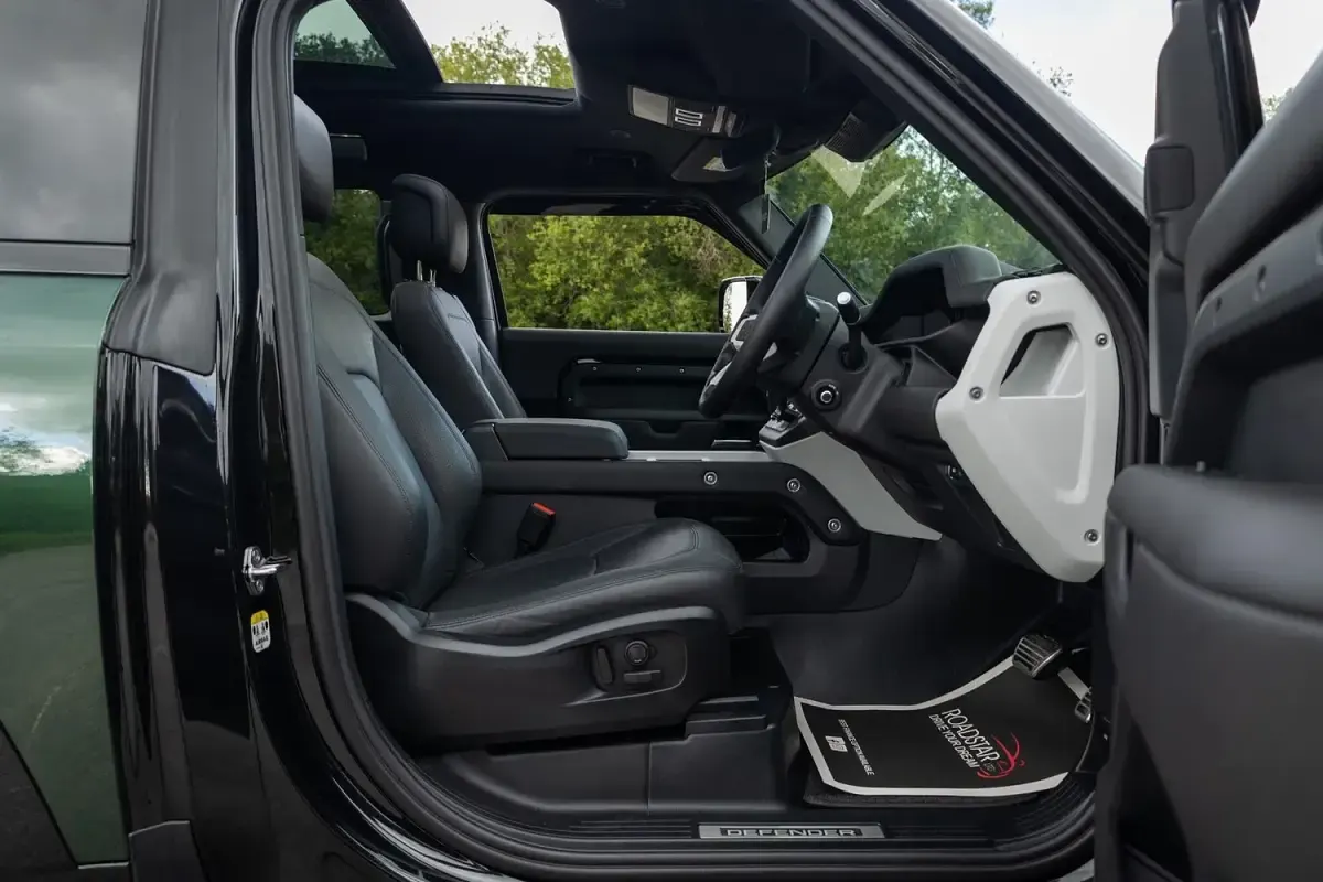 Used Land Rover Defender HSE 2023 Black SUV