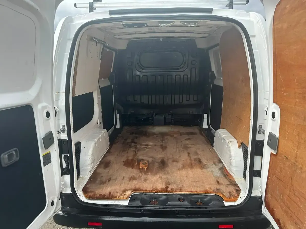 Used Nissan NV200 Acenta 2015 White MPV