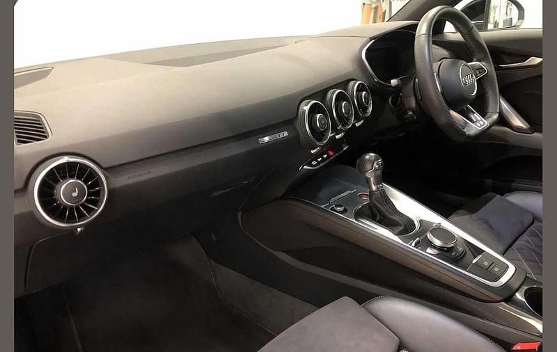 Used Audi TT Black Edition 245 HP (180 kW) 2023 White Coupe