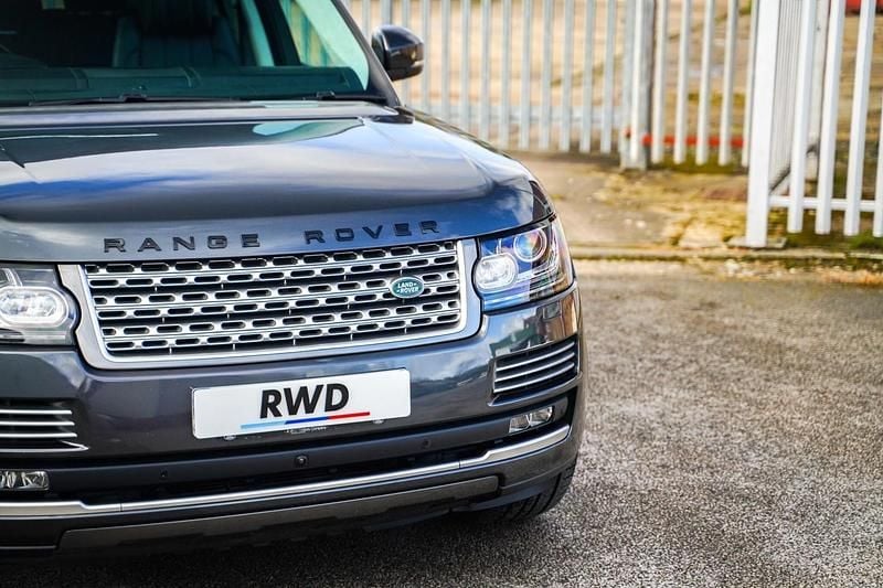 Used Land Rover Range Rover Autobiography 258 HP (189 kW) 2017 Grey SUV