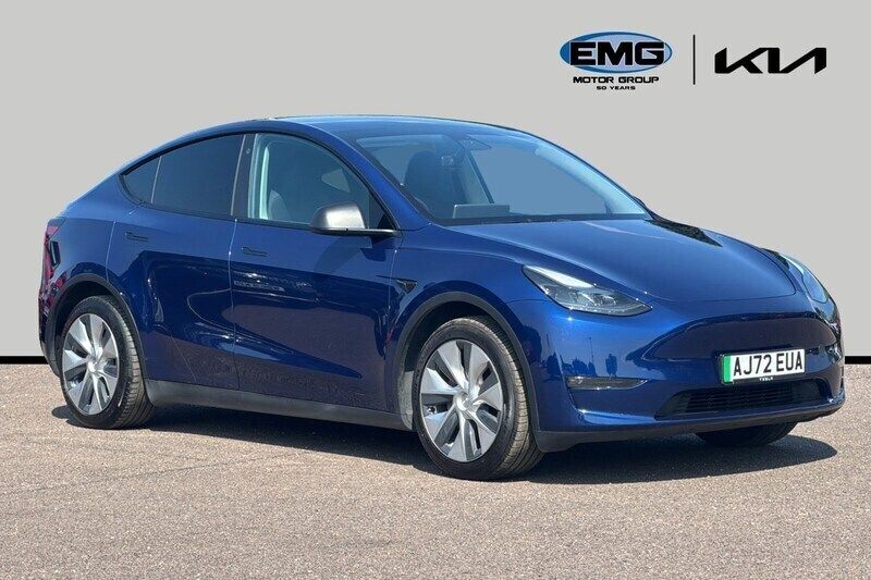 Blue Used 2022 Tesla Model Y Long Range SUV | £22,395 (Fair price) - Image 1/3