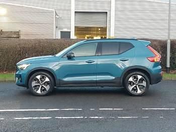 Used Volvo XC40 Ultimate 197 HP (144 kW) 2023 Blue SUV