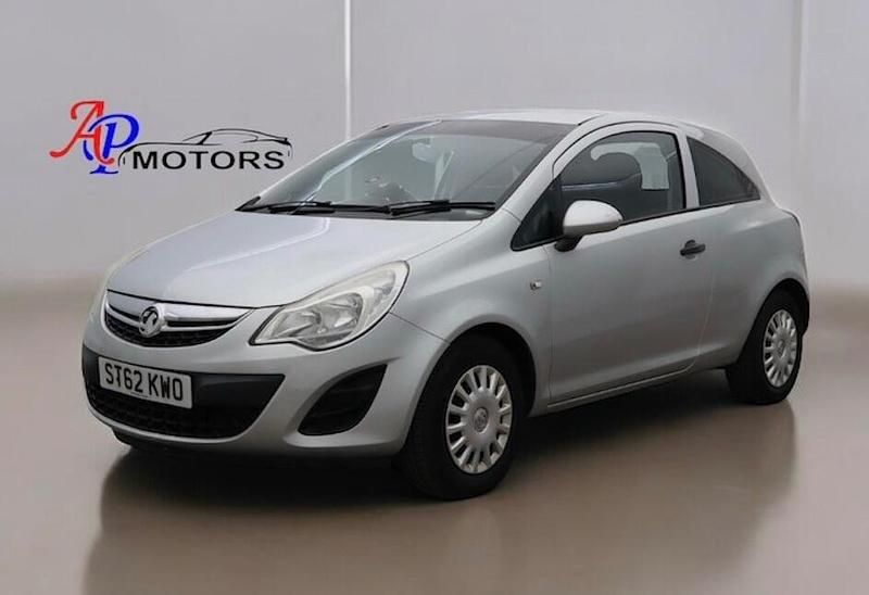 Used Vauxhall Corsa S 65 HP (47 kW) 2012 Silver Hatchback