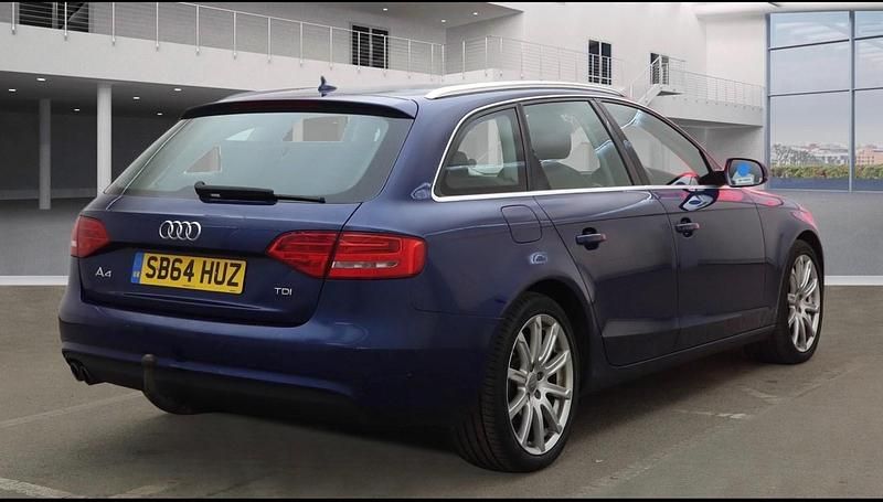 Used Audi A4 2015 Blue Estate