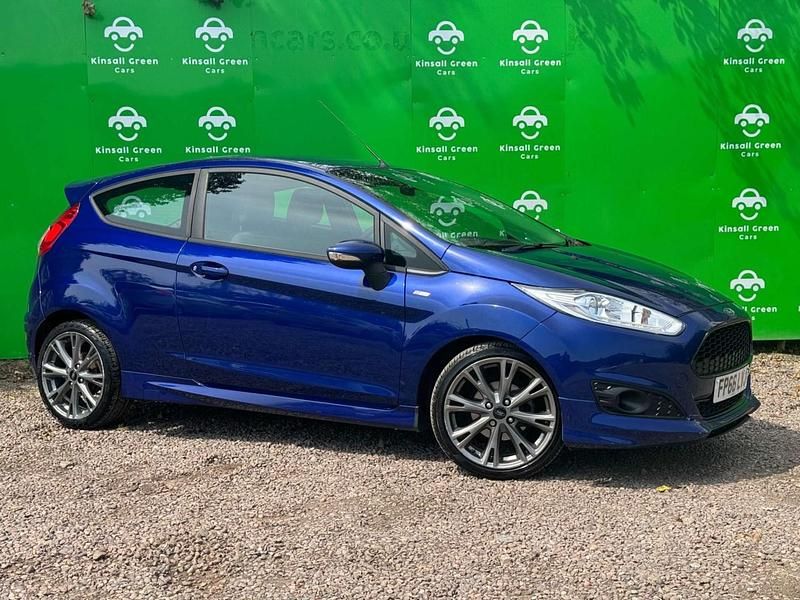 Blue Used 2016 Ford Fiesta ST-Line Hatchback | £5,399 (Fair price) - Image 1/4