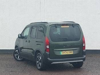 Image 2/4