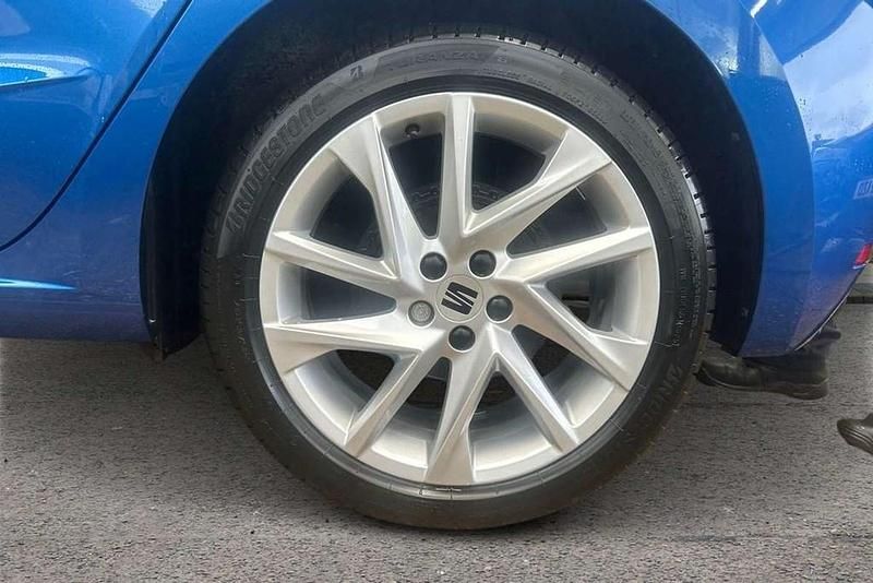 Used Seat Ibiza FR 95 HP (69 kW) 2022 Blue Hatchback