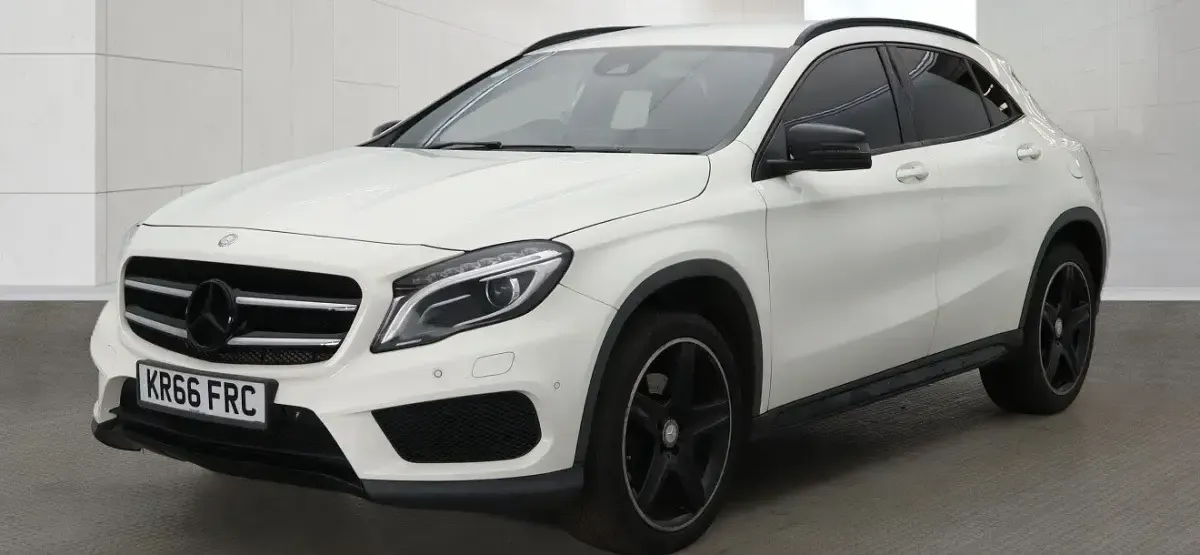 Begagnad Mercedes GLA220 AMG line 177 HK (130 kW) 2016 Vit SUV