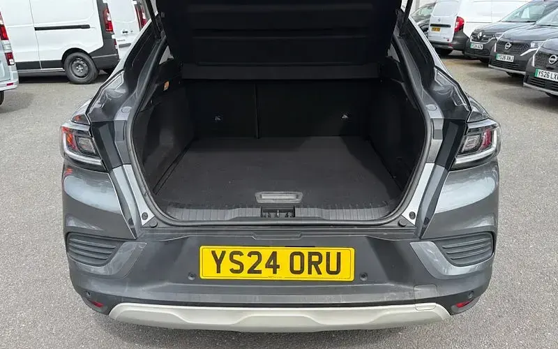 Used Renault Arkana Evolution 143 HP (105 kW) 2024 Grey SUV
