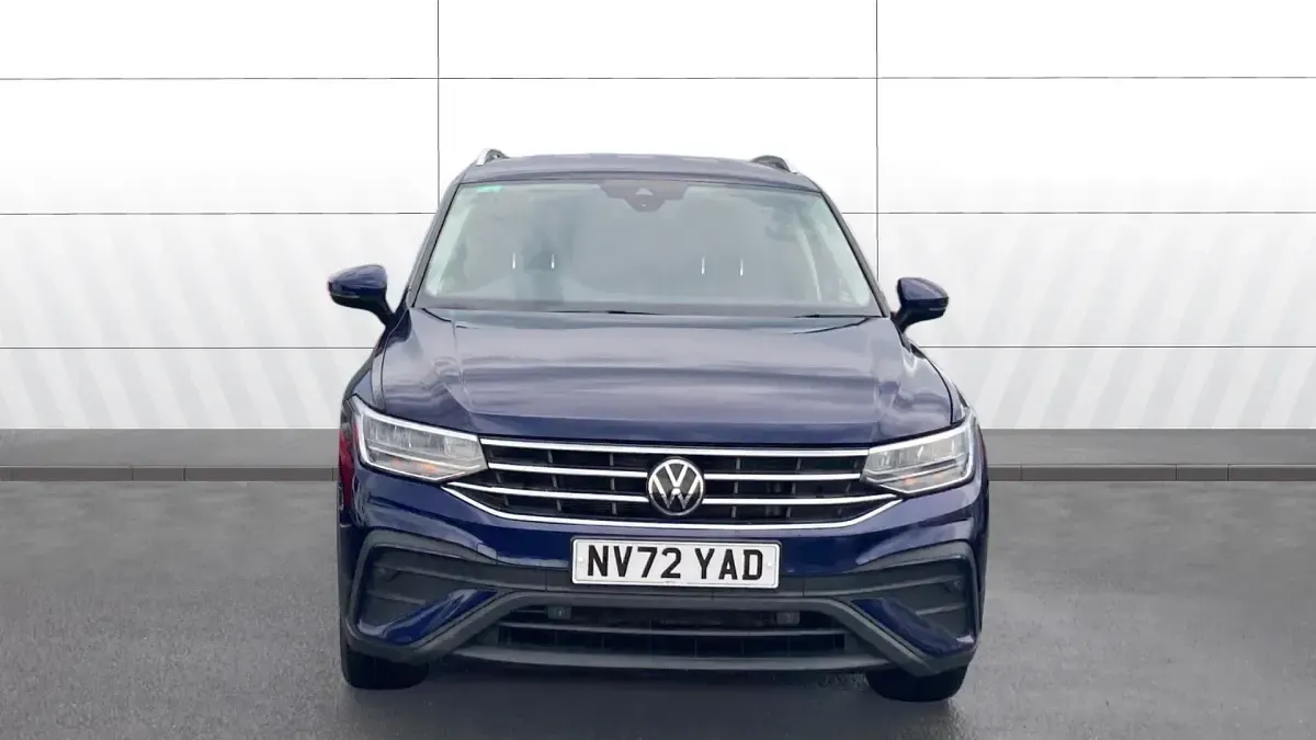 Used VW Tiguan Allspace Life 150 HP (110 kW) 2022 Blue SUV