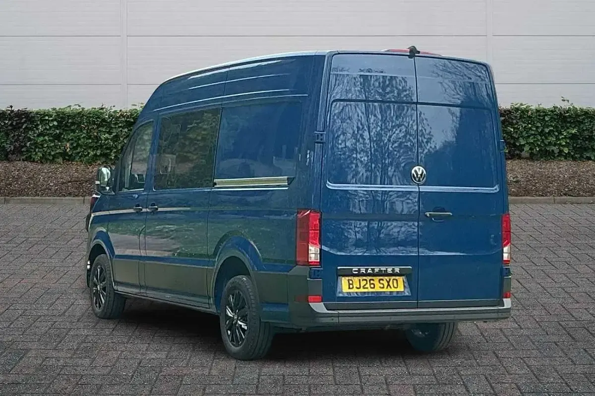 Used VW Crafter 140 HP (102 kW) 2026 Deep ocean blue Van