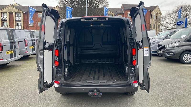 Used Ford Transit Custom Limited 170 HP (125 kW) 2024 Van