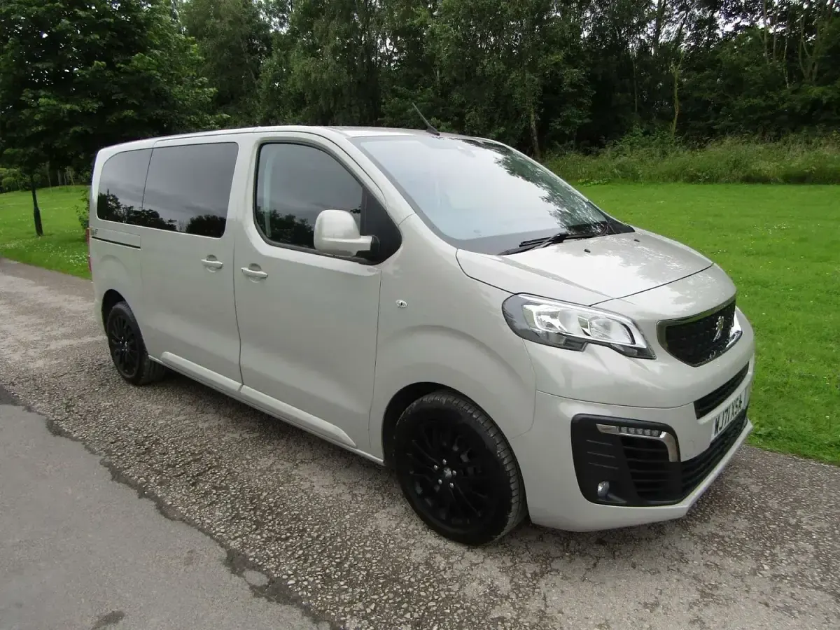 Used Peugeot Traveller Active 2021 Beige MPV