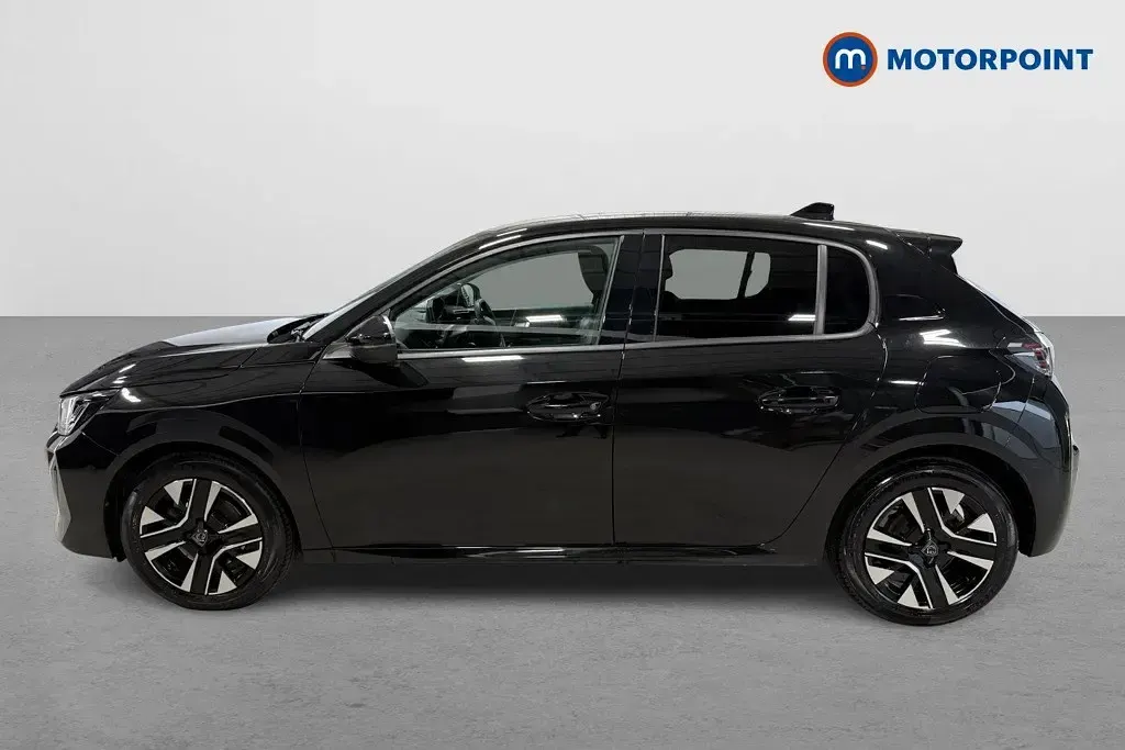 Used Peugeot 208 Allure 101 HP (74 kW) 2025 Black Hatchback