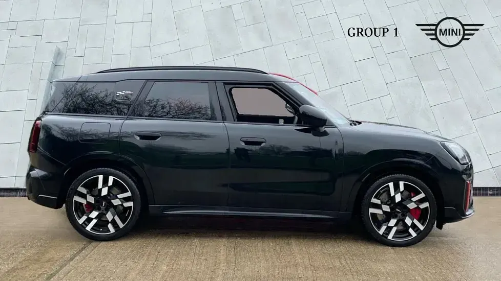Usado Mini John Cooper Works Countryman 300 CV (220 kW) 2025 Negro SUV