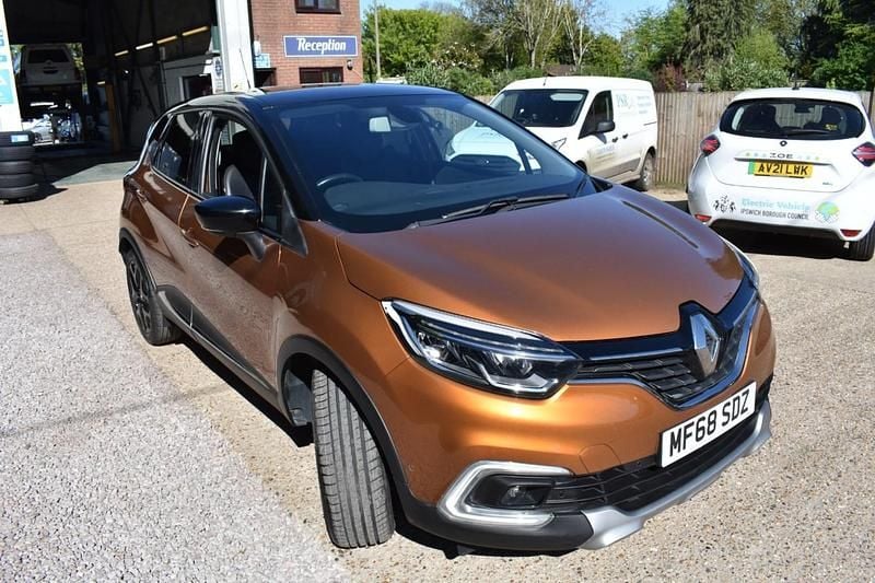 Second-hand Renault Captur GT-Line 90 CP (66 kW) 2018 Portocaliu SUV